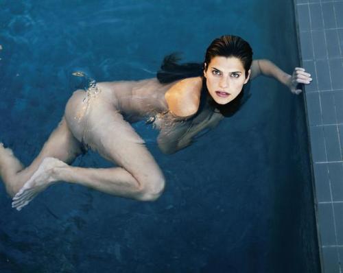 mumblo-number-five:  Lake Bell
