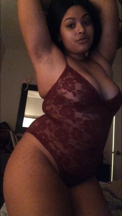 w-nderless:  not fat baby boi im THIIICKKKK