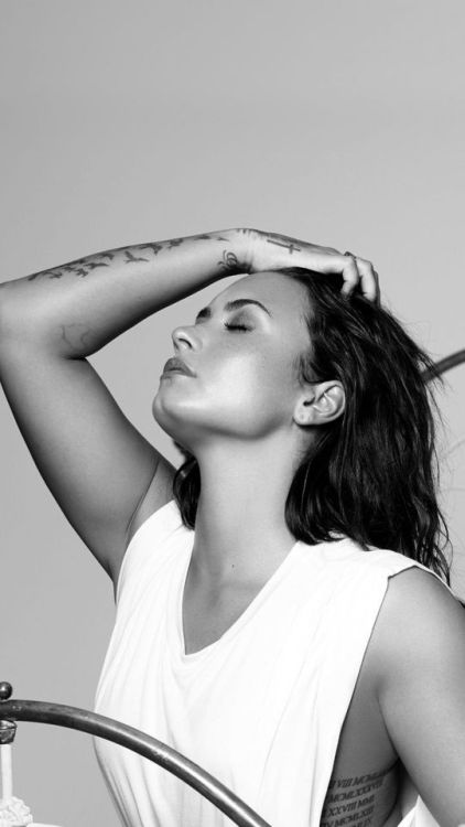 Demi Lovato, monochrome, Tell me you love me, 720x1280 wallpaper @wallpapersmug : https://ift.tt/2FI