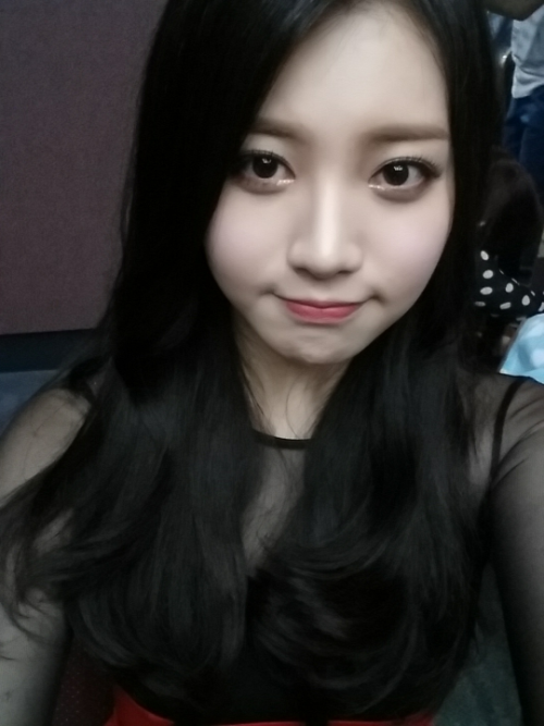 fyeahyura:[Yura] Go safely, our fans!!♡♡♡♡ Kiss