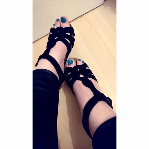 #feet #foot #toes #fußmodel #barefeet #cutefeet #prettyfeet #prettytoes #prettysoles #füße #soles #c