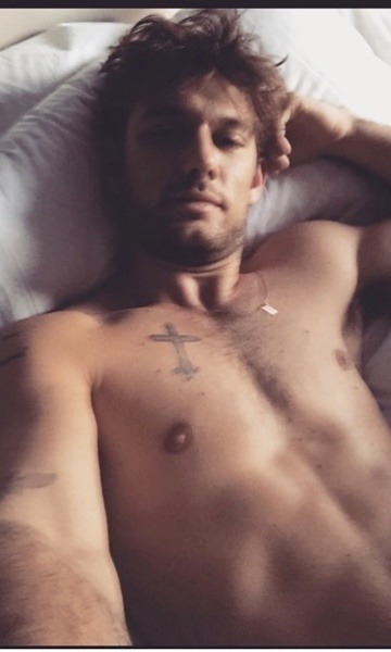 male-and-others-drugs:  🔴 Alex Pettyfer 🔴