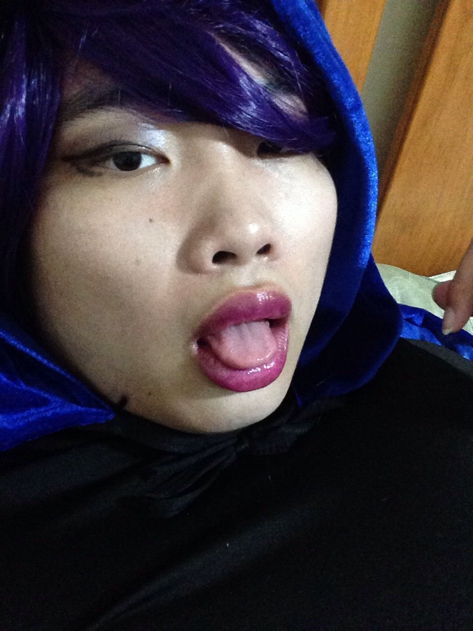 hakuru15:  Still editing the videos guys sorry about that lol also here’s some