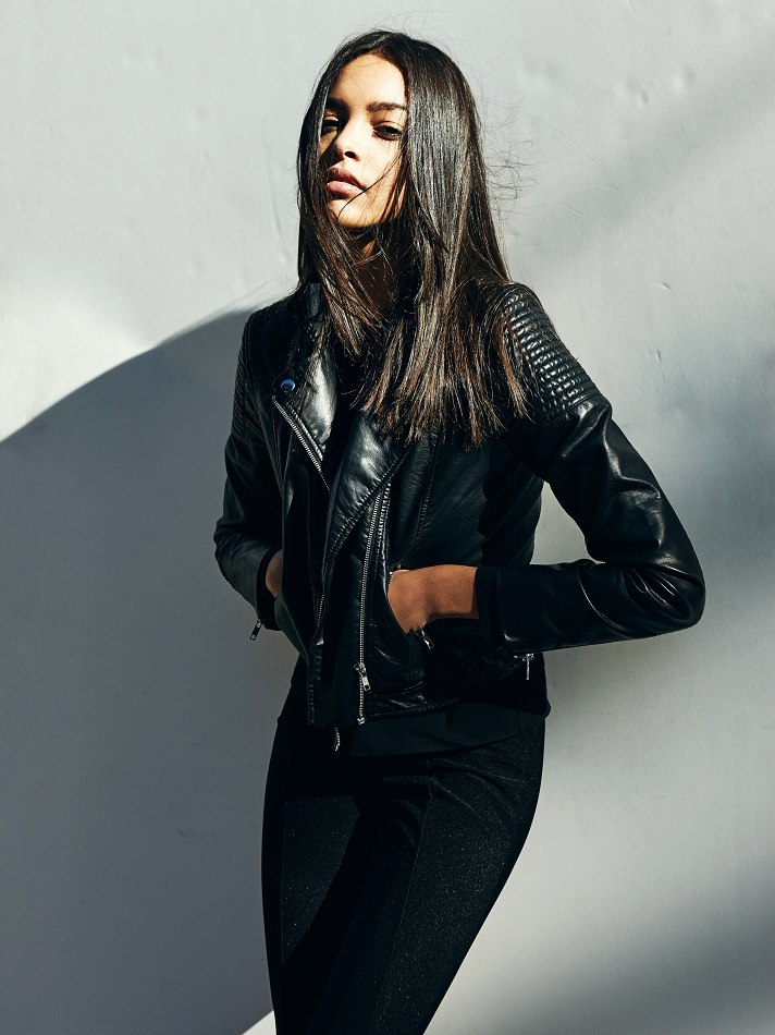 skinnylander:  http://skinnylander.tumblr.com/