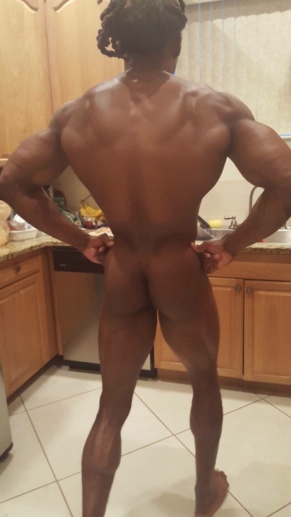 dboygreeneyes:  This nigga got body……💯 adult photos