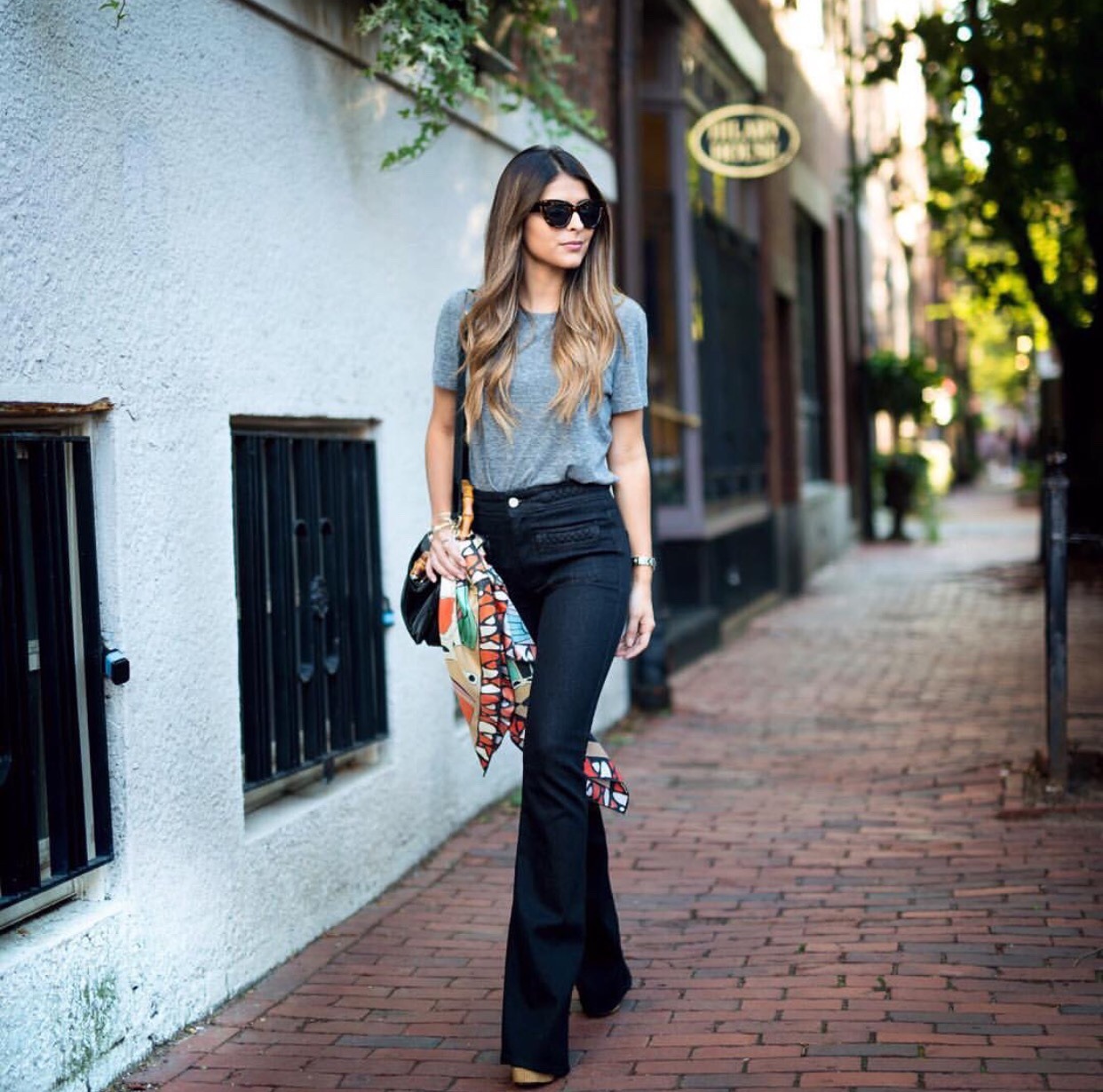 Beauty and Fashion Inspo - High wasted pants and a simple tee