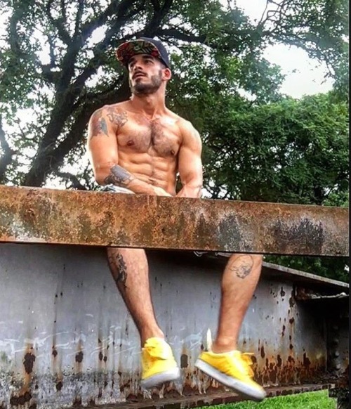 beardburnme:  imeduardomendes Instagram