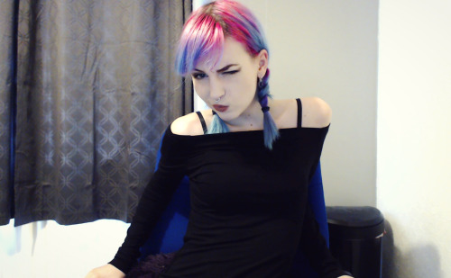 missmikalo:  what am i doing