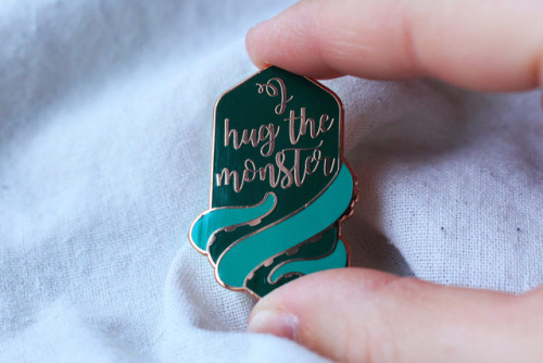 machina-su: ✨✨✨ Hi guys ! I finally made a photoshoot of my Bad Guys pins ! ✨✨✨They are available on