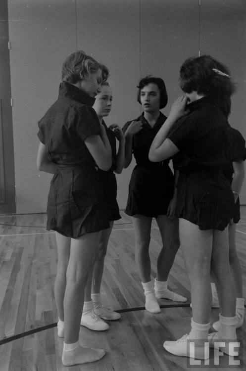 Wamogo (Warren - Morris - Goshen) regional high gym class(Walter Sanders. 1955)