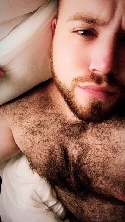 chubbyhairybear:I am so jet lagged. So needy and so tired pay me attention. Seattle I’m coming back tomorrow for the weekend!!