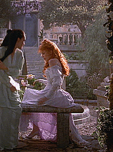 starsareforeternity:  Lucy Westenras white Gown from Bram Stokers Dracula (1992)