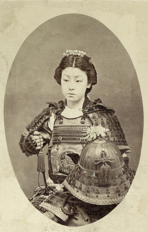 fuckyeahhistorycrushes:  Female Samurai, name unknown. An onna-bugeisha was a female warrior. Members of the samurai class in feudal Japan, they were trained in the use of weapons to protect their household, family, and honor in times of war.