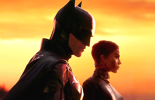 justiceleague:“The Bat and the Cat. It’s got a nice ring to it.” — The Batma