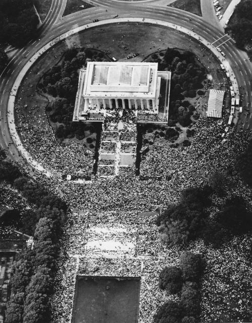 Aerial view of the crowds at the Lincoln Memorial in Washington during Martin Luther King Jr.’s “I H