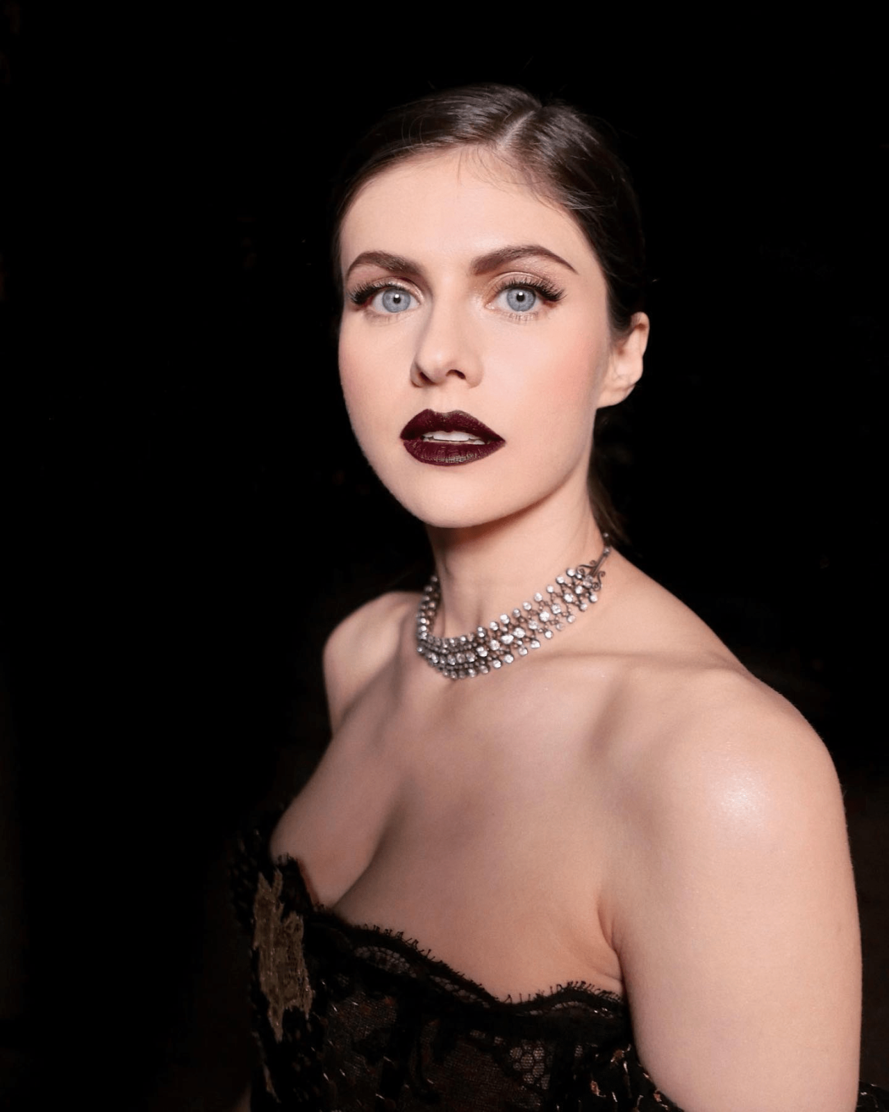 Sex femalestunning:alexandradaddario: Mayfair pictures