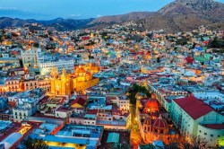 lapinchecanela:  Guanajuato y sus colores  Oye siiiiii 