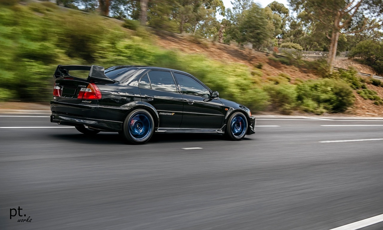 ptw0rks:  evo’s… roll out!