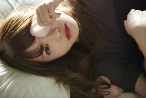 yurnahirate: (けやき坂46 かけのぼるまでまてない！－番外編－ 加藤史帆 | HUSTLE PRESS OFFICIAL WEB SITEから)  Part-2