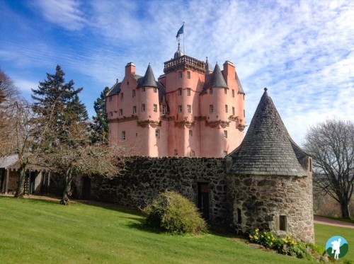 travellingscotland:The insanely pretty Craigievar Castle at the weekend on the #NE250 trail around S