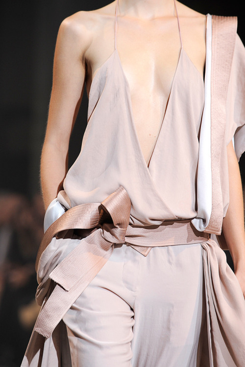 thearmsoftheoceann:Haider Ackermann S/S 2011