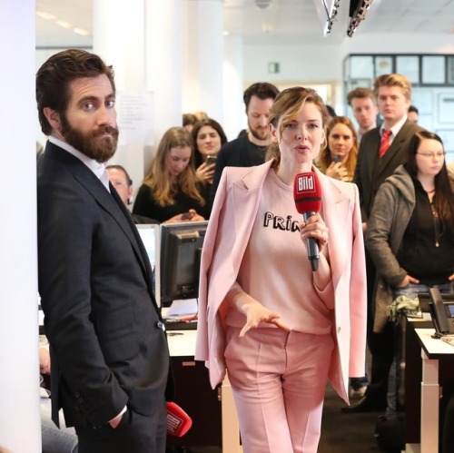 gyllenhaaldaily:@bild: We had Jake Gyllenhaal and Rebecca Ferguson today in the editorial department