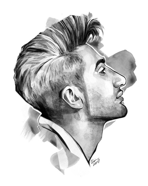 It’s called the French tuck. Illustration of super cutie, French tuck, fashion master @tanfrance fro