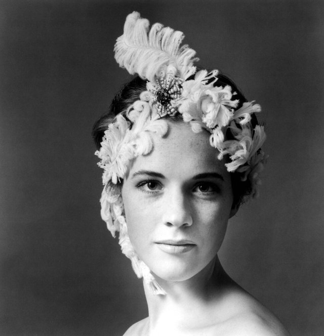 Julie Andrews photographed by Cecil Beaton, 1959