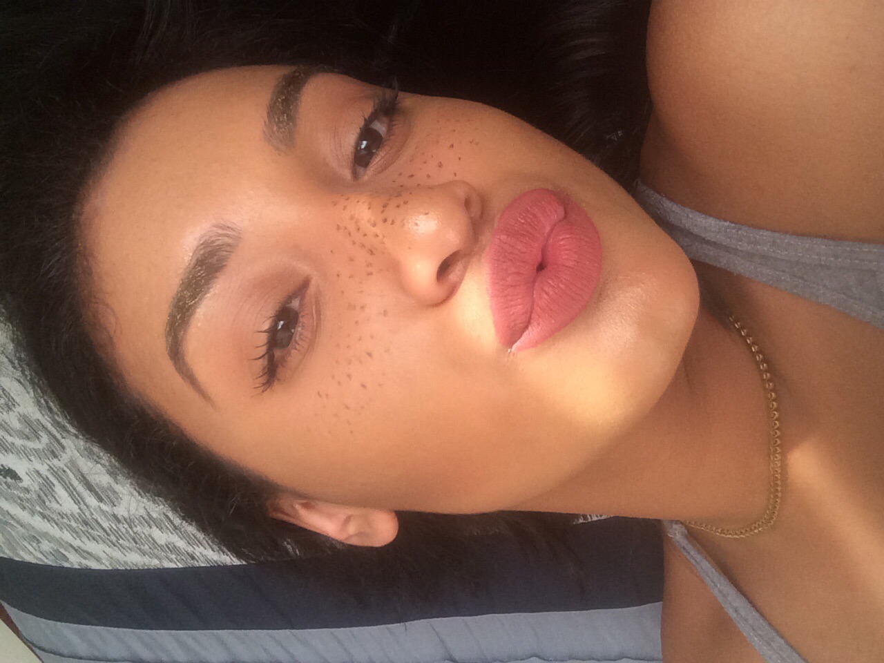 gardeniaaa:  I would be the cutest patootie if I had freckles