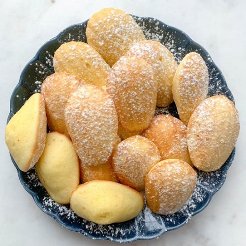 dessertgallery: Classic French Madeleines-Your source of sweet inspirations! || GET AWESOME DESSERT 