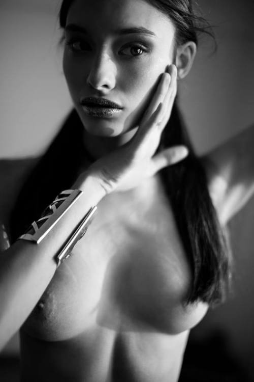 Sofia Toledo (Jump) por Facu Garay