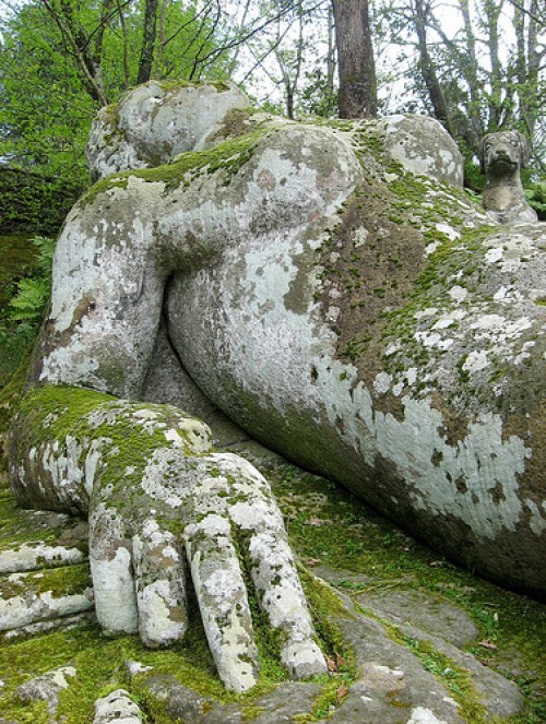 significance-unknown:  thoughtofsoul:  Lie down, stay awhile. We have all the time