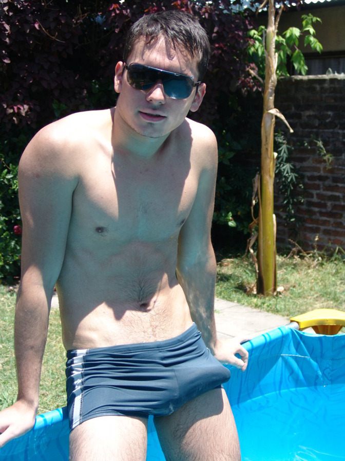 manfanathletes:  In the Northern Hemisphere, the days of skimpy swimwear are just