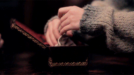 hvitserkk:The Haunting of Hill House | 1x03 - Touch