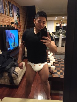 lightningstrength21:  I think I have mastered the art of hiding the diaper bulge 