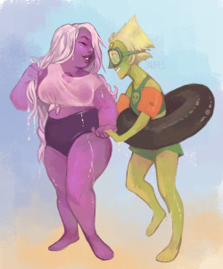 snuffes: p-dot and ames, just gals being pals 