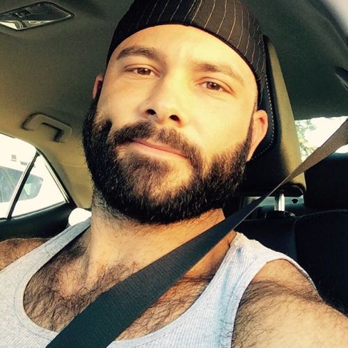 beardburnme:  “Cruisin 😊” by @scottybearla on Instagram http://ift.tt/1JOiMPj