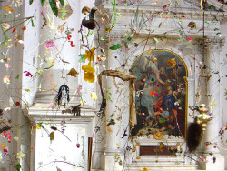 lazypacific:  novr:  Gerda Steiner, Falling GardenSan Staë church on the Canale Grande50th Biennial of Venice, 2003    this reminds me of some place magical, kind of like a faerie tale 