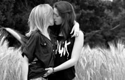 Adorable Lesbian Couples