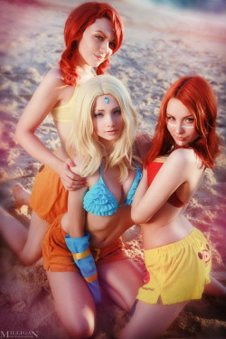 hotcosplaychicks:  DotA 2 - Summer - Tripple Kill by MilliganVick Watch Cosplay vids and meet cosplayers in out Chat Room and Screening room:http://hotcosplaychicks.tumblr.com/chat 