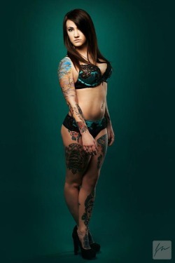 Women with tatoos