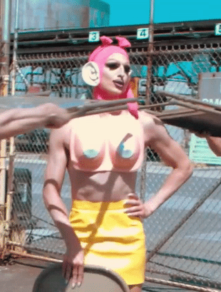 odamaebrownofdrag:  In 1988, writer Michael Musto wrote about the Club Kids’ “cult