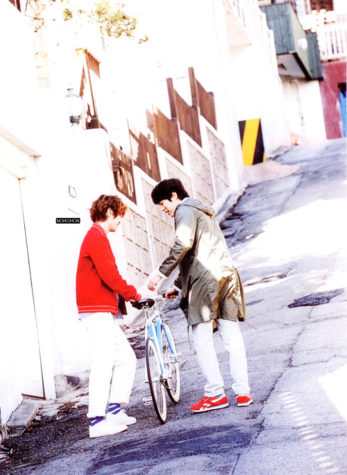 ifntjjong: © nohohon | Please do not edit/crop/remove the watermark.
