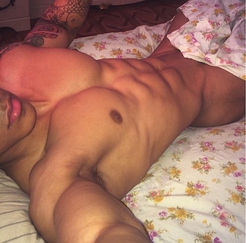 https://zloveguysz.tumblr.com/post/124193714243
