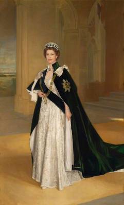 royalobssession017:  HM Queen Elizabeth II