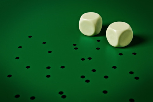 tulavall0t:Can You Spot What’s Wrong With These Everyday Objects?# 4 Lucky strikePerhaps this is what happens when a strike happens at a dice factory in the fashion of “Ocean’s Thirteen”. Somewhere down the factory assembly line, someone forgot