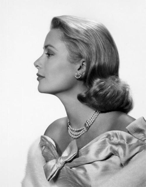 ruihenriquesesteves: Grace Kelly by Yousuf Karsh, 1956