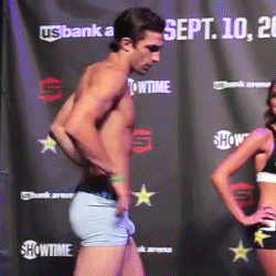 luvlivelife:  famousskivvies:  MMA fighter Luke Rockhold  I love the reaction of