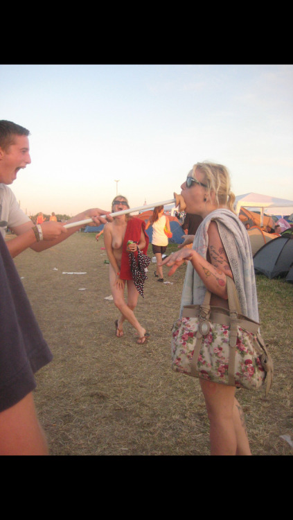festivalgirls:  True Roskilde Festival Slut http://ift.tt/2fVLNV3