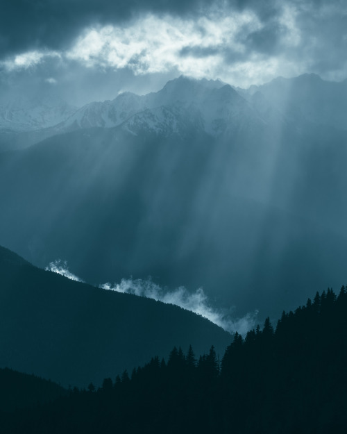 furstyphoto:The light and the mist